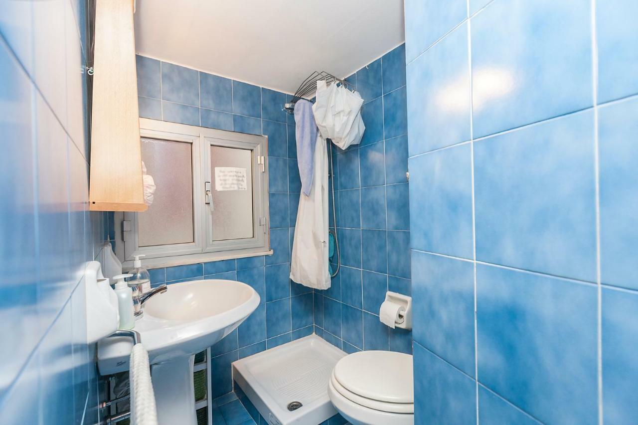Daste B&B Genoa Bagian luar foto
