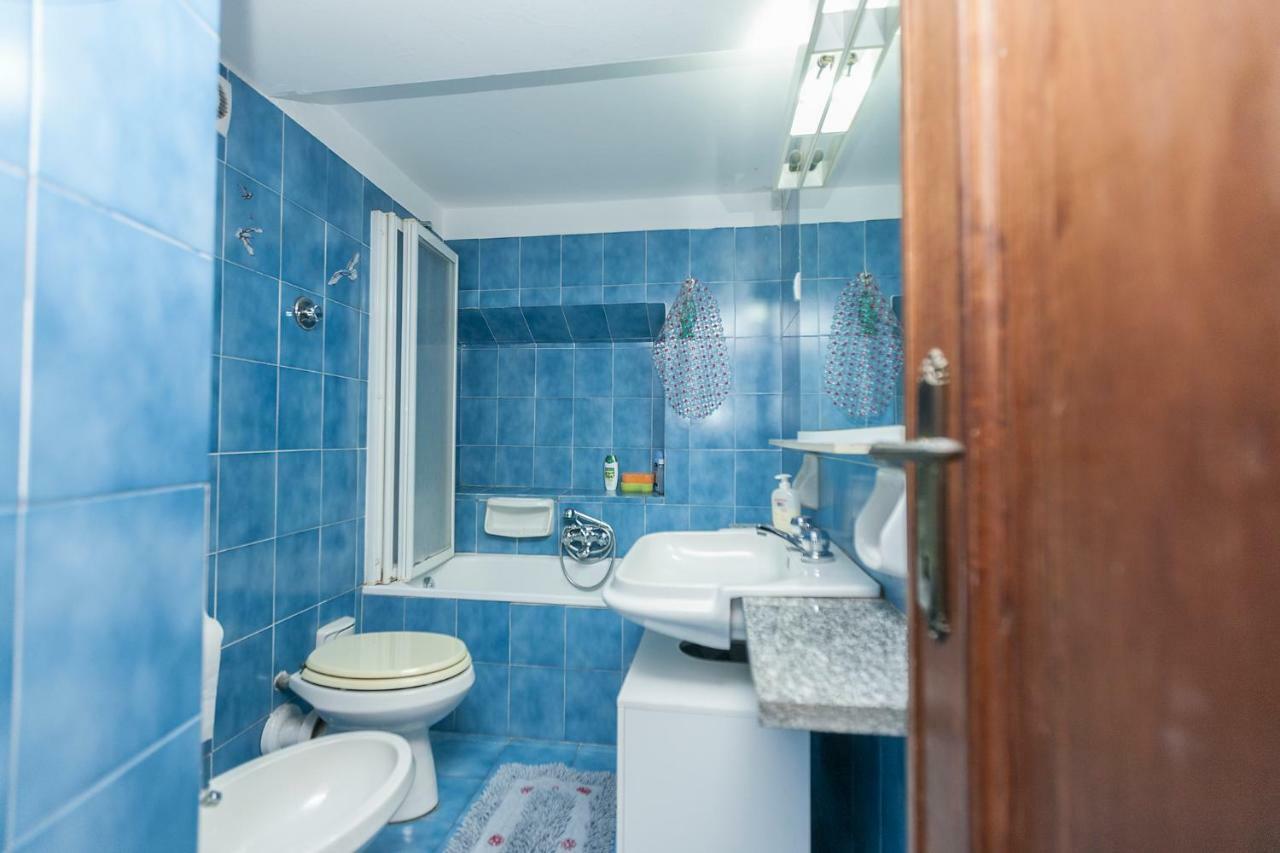 Daste B&B Genoa Bagian luar foto